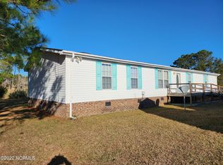 810 Topsail Greens Dr, Hampstead, NC 28443