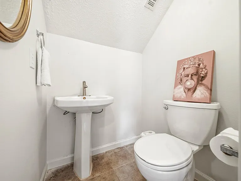4623 Summer Lks — Photo 14