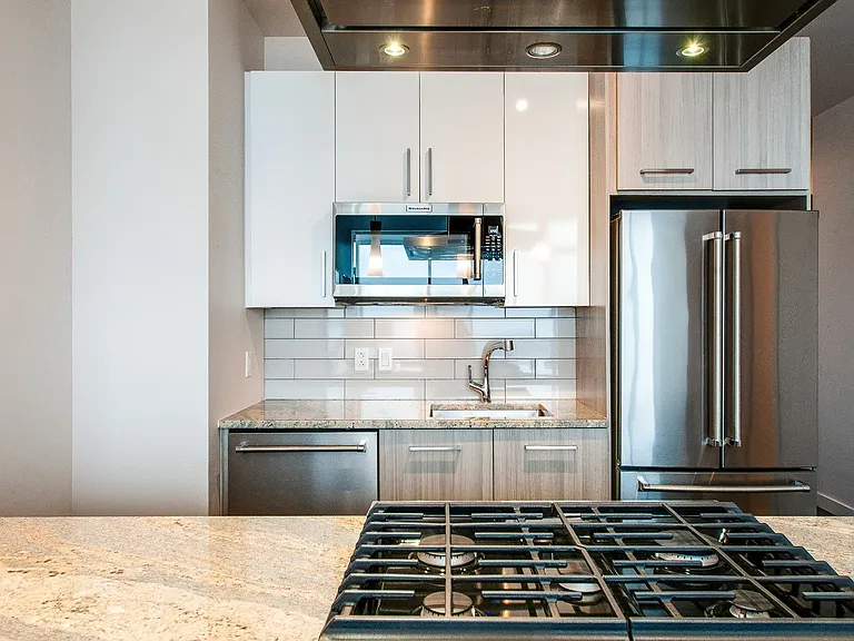 515 Church St #4011 — Photo 6