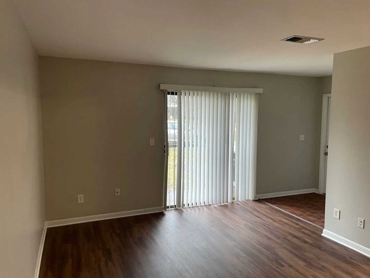 For Rent — Photo 4