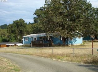 175 Leisure St, Glide, OR 97443