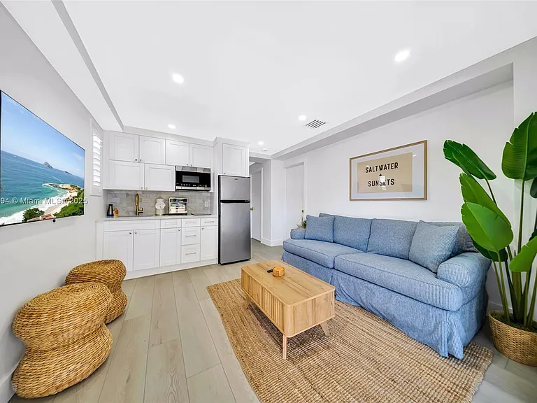 129 Nautilus Dr — Photo 20