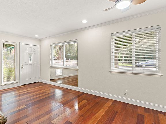 4th image of 8002 Ensenada Dr APT 2