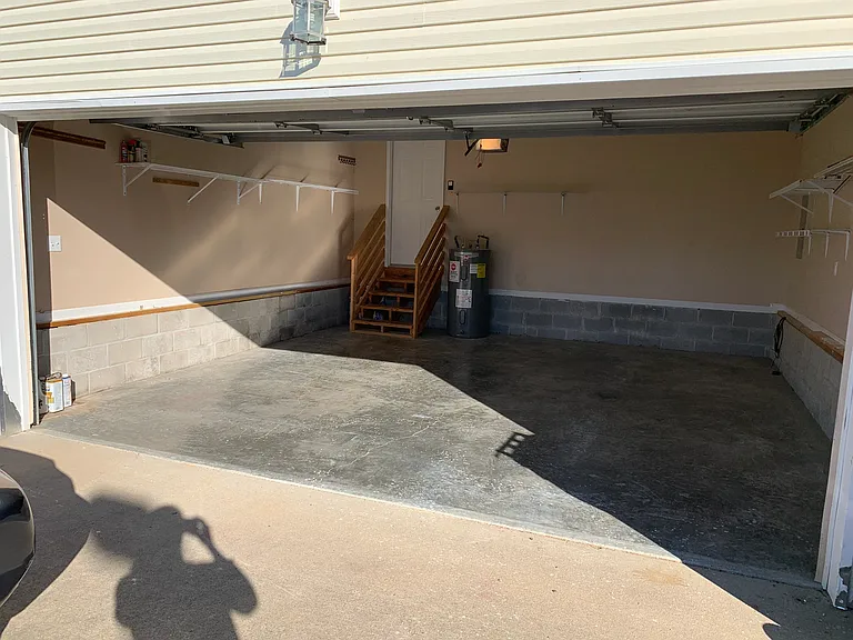 1617 Broad Cir — Photo 18
