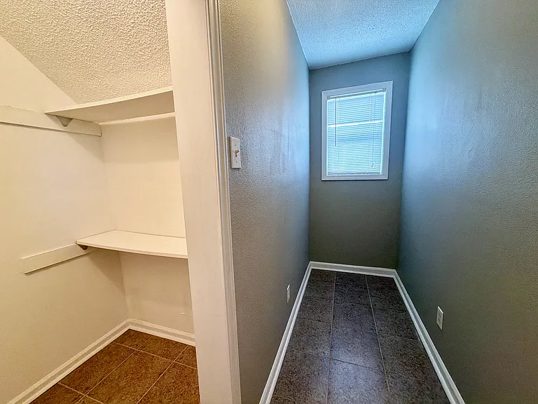 10812 Windridge Dr — Photo 21
