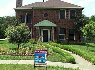 2001 Spring Mills Rd, Mesquite, TX 75181