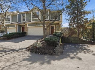 8073 Lower Bay Ln, Indianapolis, IN