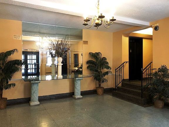 4th image of 83-75 118th St APT 6L