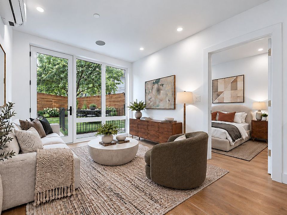 1st image of 1019 Hancock St #1B