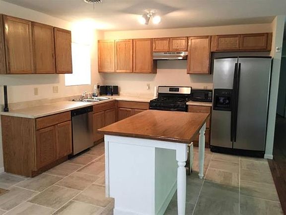 2nd image of 5449 Whitman Ave