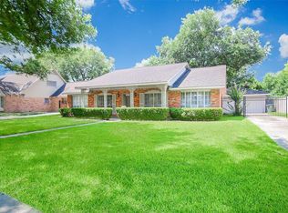 5847 S Braeswood Blvd, Houston, TX 77096