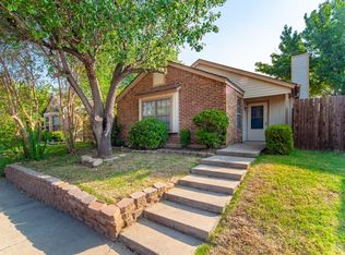 2802 Bridge Lake Dr, Irving, TX 75060