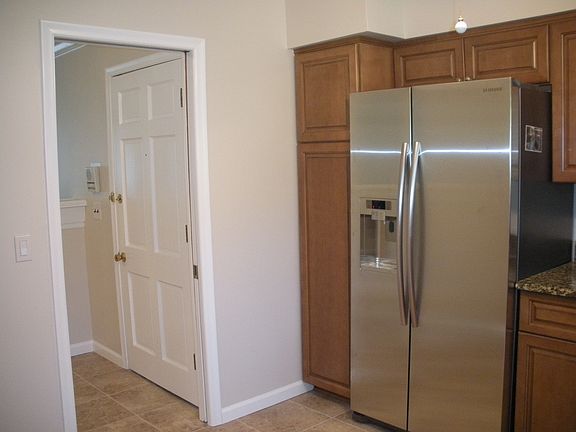 4th image of 1783D Huntingwood Ln