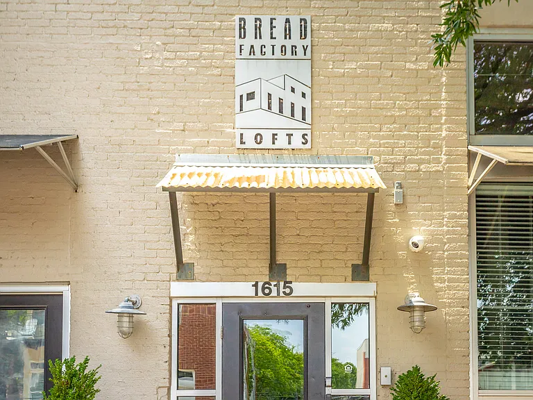 Bread Factory Lofts — Photo 37