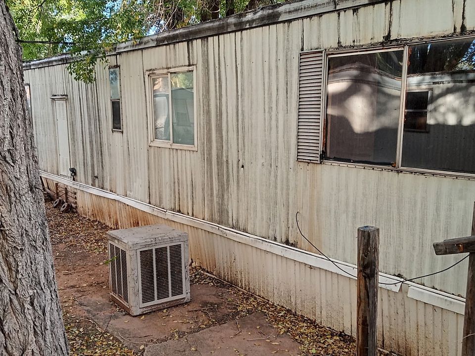 2nd image of 815 S Chestnut St Trailer 24