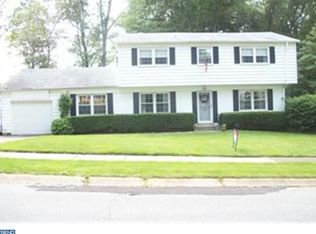 11 Vassar Dr, Newark, DE 19711