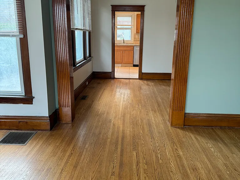 436 N Front St — Photo 8