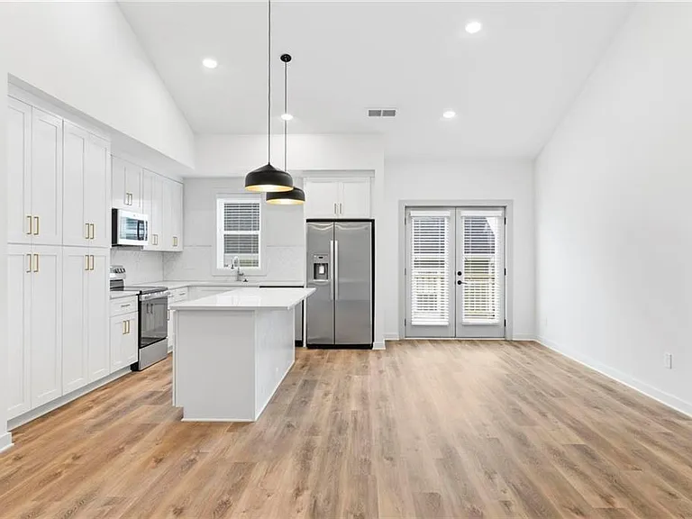 128 Hilltop Dr SW — Photo 7