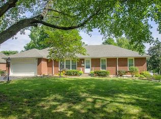 14500 E Covington Rd, Independence, MO 64055