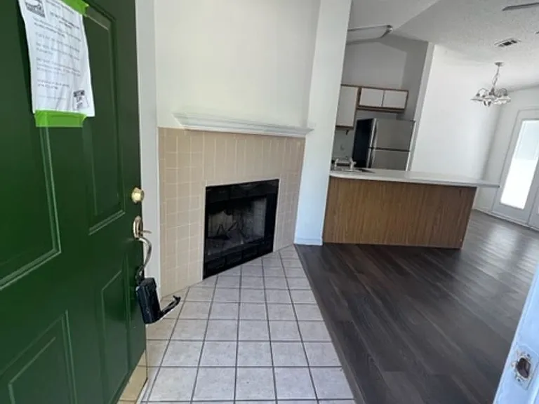 1706 N Noelle Ave — Photo 2