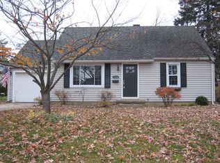 3236 Fairway Dr, Dayton, OH 45409