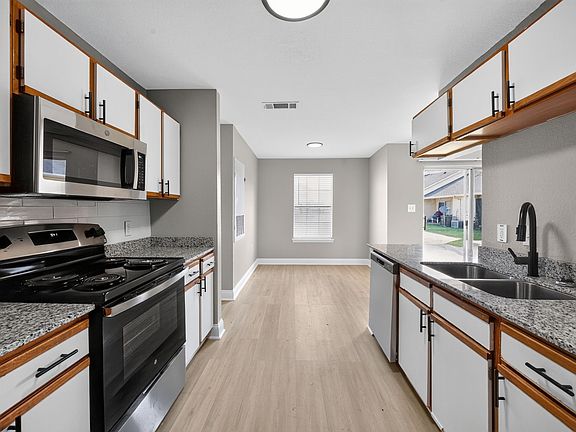 4th image of 210 Stone Ave #E892e507b
