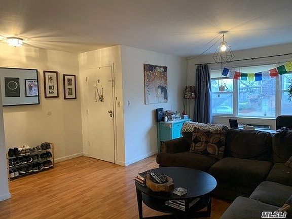 2nd image of 1806 Bell Blvd