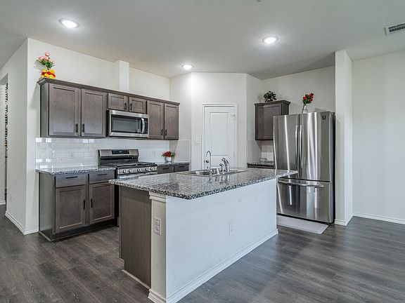 5th image of 4132 Fitzgerald Ave #4132