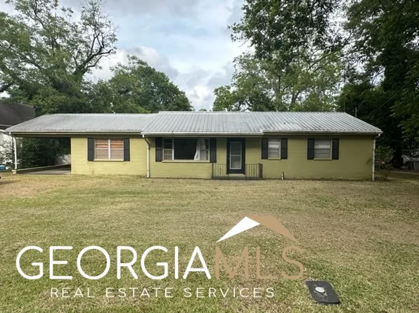 30 Dogwood Ln, Woodbury, GA 30293