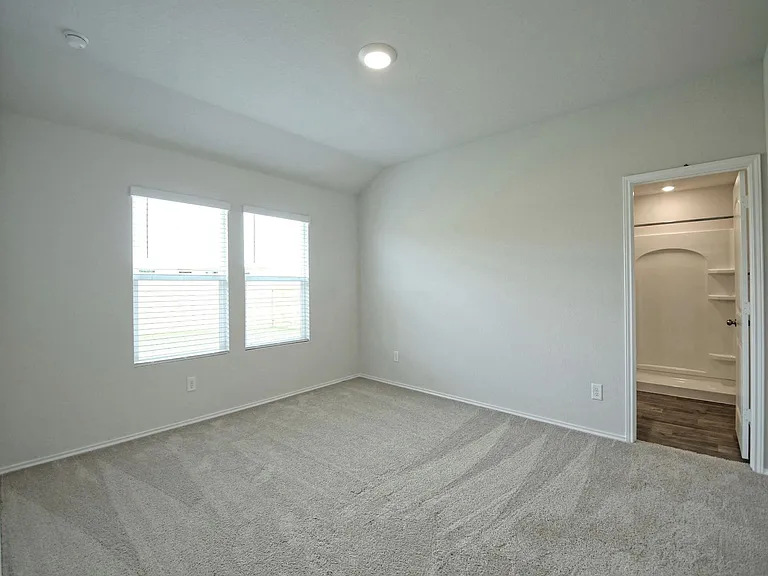 771 Monarch Dr — Photo 9