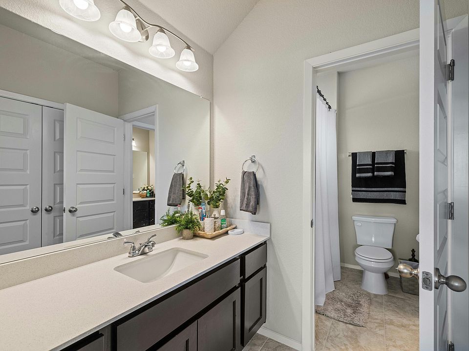 1st image of 339 Black Opal Dr