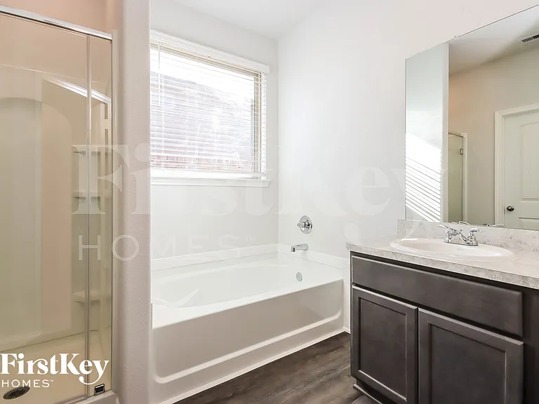 26203 Cooperstown Way — Photo 13