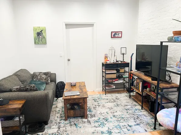 215 East 10th Street image 1 of 7