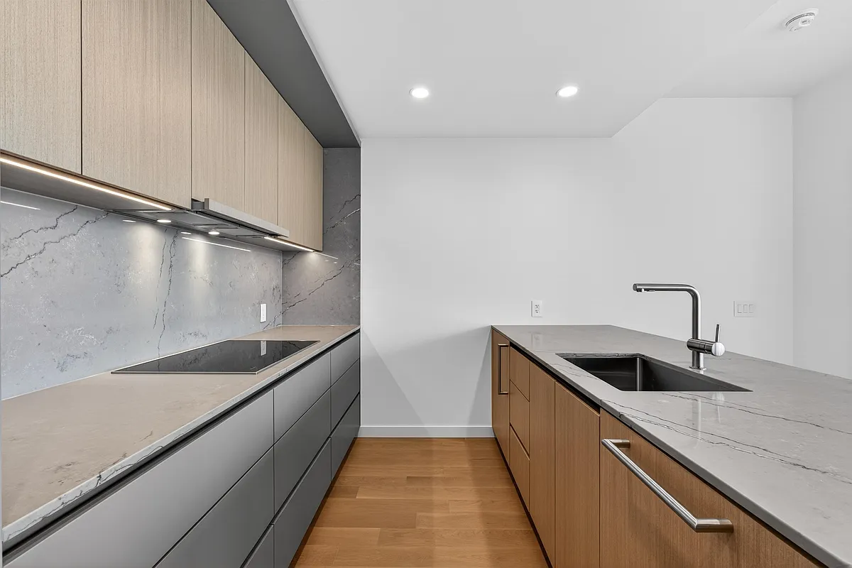 Building Photo - 3963 Uplands Way #705