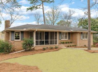 1831 Montclaire Dr, Vestavia Hills, AL 35216