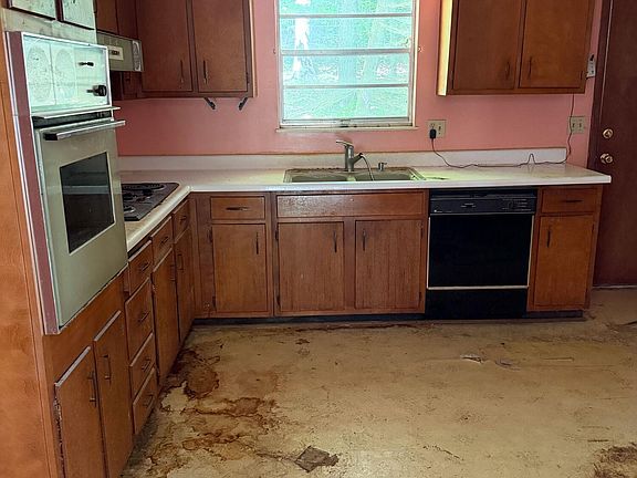 4th image of 1708 Timberlane Cir