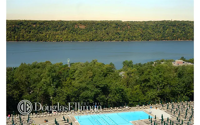 Sold by Douglas Elliman | media 23