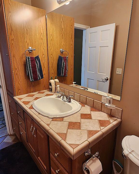 1000 S Marymount Rd, Salina, KS 67401 Zillow