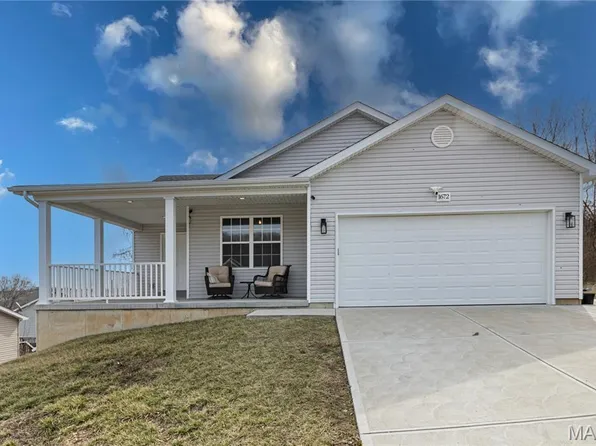 1672 Twelve Oaks Pl, Pevely, MO 63070