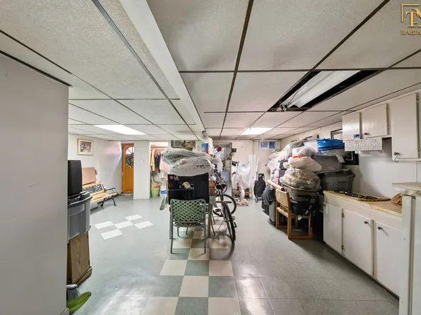 1226 East 51st Street image 25 of 29