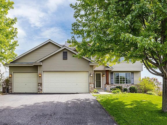 5th image of 915 Barnes Lake Dr