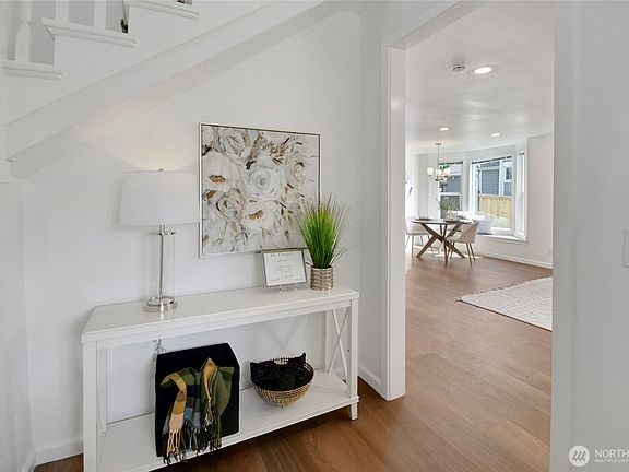 5th image of 1425 N Prospect Street