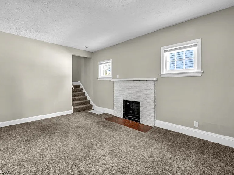936 Selwyn Rd — Photo 1