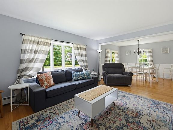 5th image of 34 Foxhill Ave