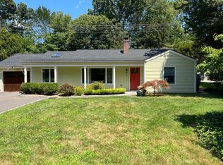 28 Woods Grove Rd, Westport, CT 06880