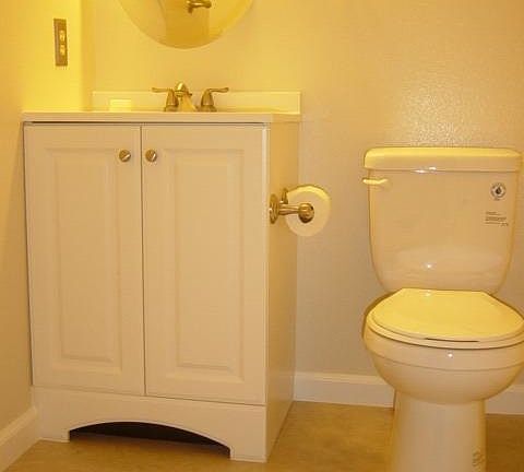 4th image of 5101 Connecticut Dr APT 3