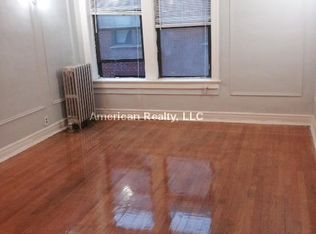 4412 S Drexel Blvd APT 2E, Chicago, IL 60653