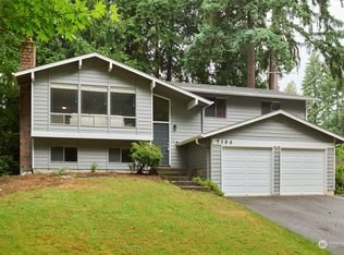 7194 Larkspur Pl NW, Bremerton, WA 98311