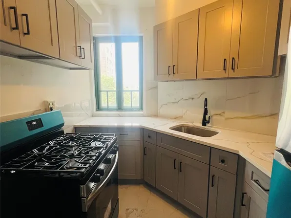 2055 Saint Raymond Avenue #7C, Bronx, NY 10462