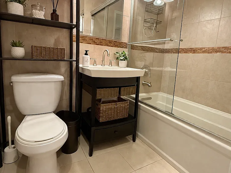 41-31 51st St #5E — Photo 9